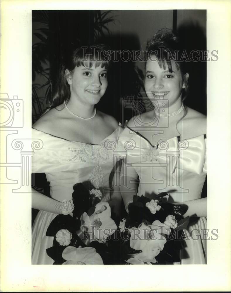 1994 Twins Monica &amp; Marsha Montgomery At Cotillion In The Park - Historic Images