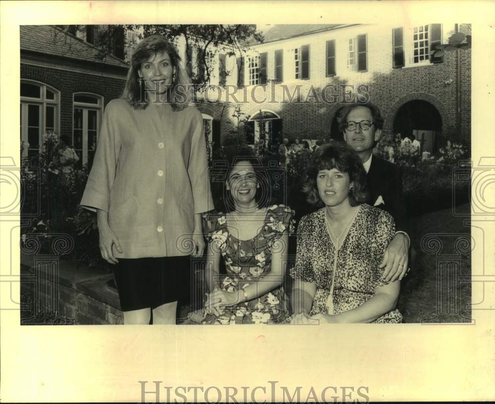 1900 Lise Montgomery, Susan Good, Allison and Ken McAshan - Historic Images