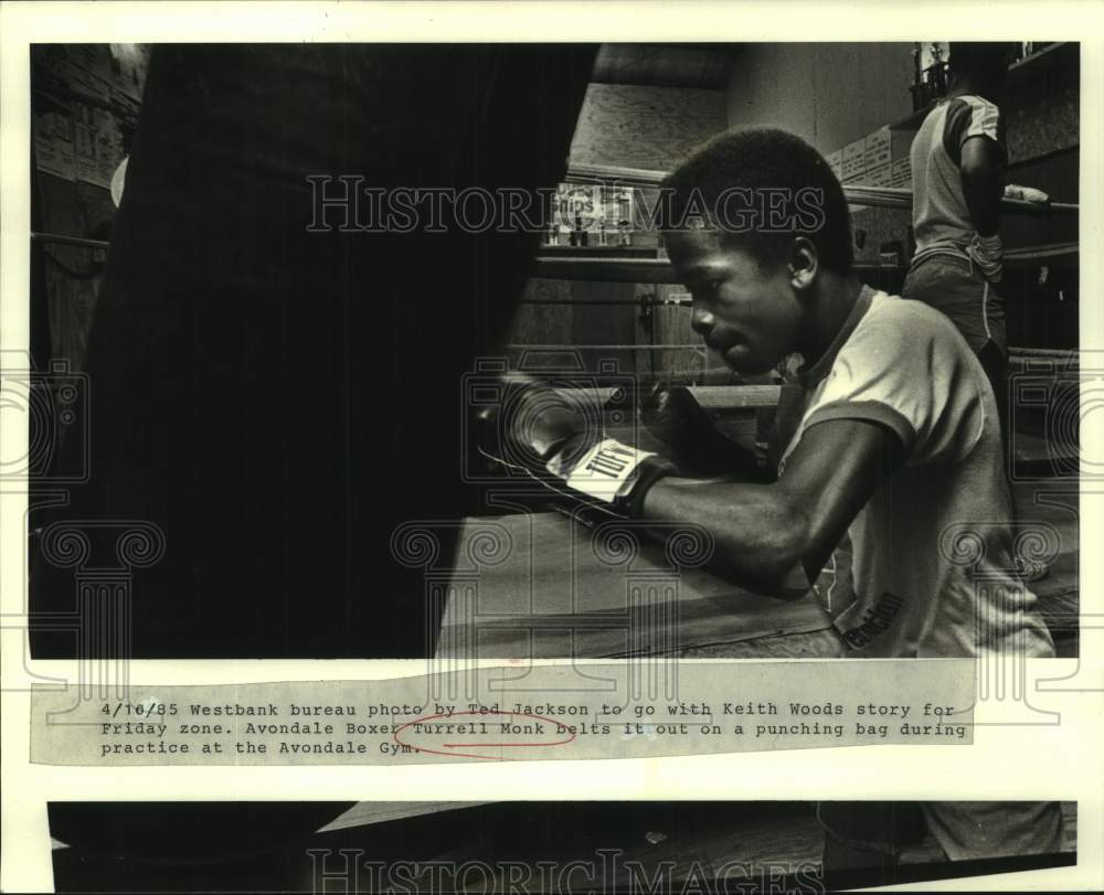 1985 Press Photo Boxing - Avondale Boxer Turrell Monk during practice at the gym- Historic Images