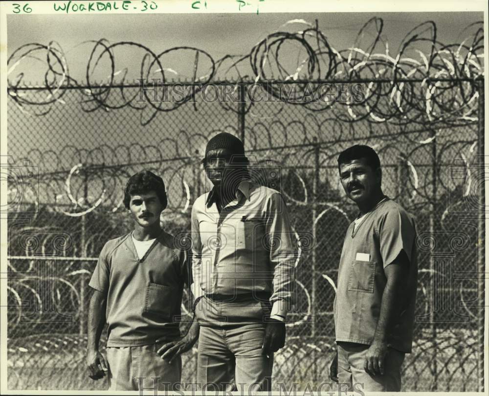 1987 Press Photo Cubans at the Oakdale Alien Detention Center - nob97418- Historic Images