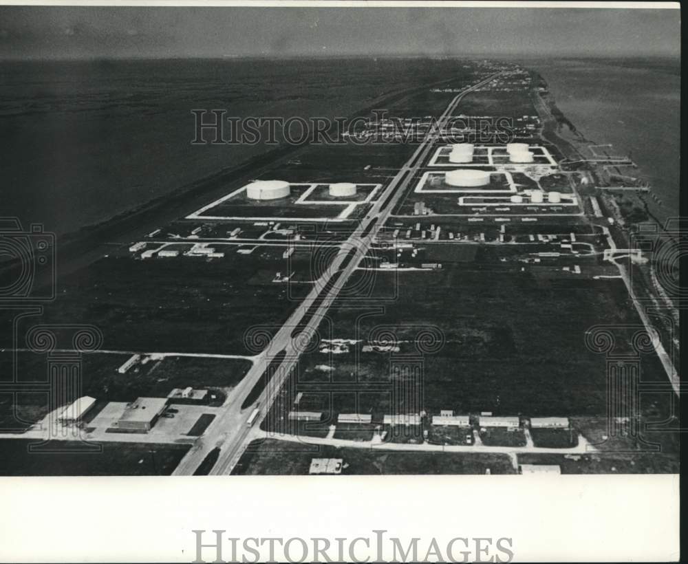 1972 Aerial view of Louisiana Highway 23 after expansion - Historic Images