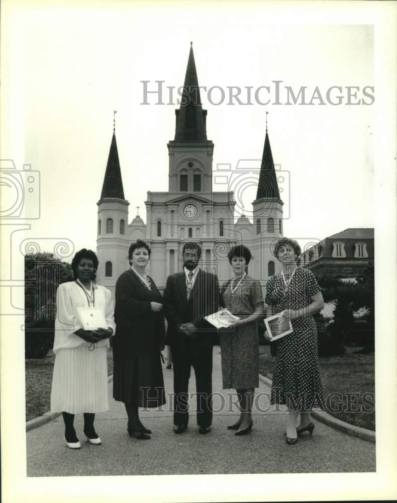 1988 Recipients of the Order of St. Louis Medallion - Historic Images