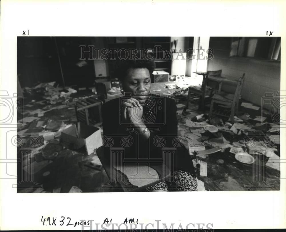 1991 Press Photo Bonnie Payton, principal to save Booker T. Washington high- Historic Images