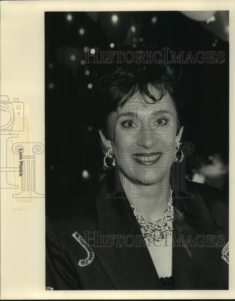 1992 Lynn Plotkin, American Lung Association - Historic Images