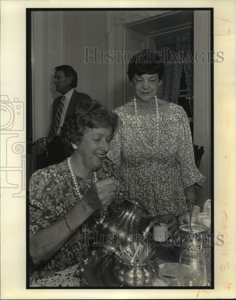 1990 Elsa Parkerson, Martha Dart at Le Petite Salon Tea - Historic Images