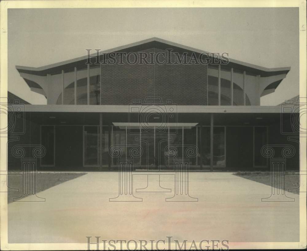 1965 Press Photo Facade of Prince of Peace Lutheran Church, 9301 Chef Menteur- Historic Images