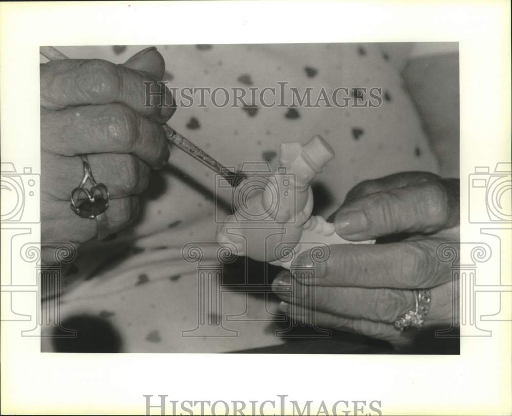 1994 Virgie Navo Teaches Ceramics Class, New Orleans - Historic Images