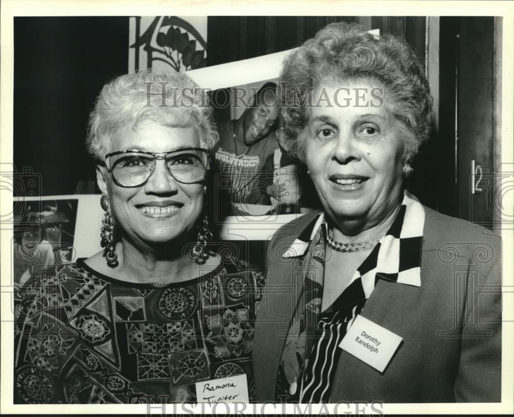 1994 Ramona Jupiter and Dorothy Randolph of Covenant House - Historic Images