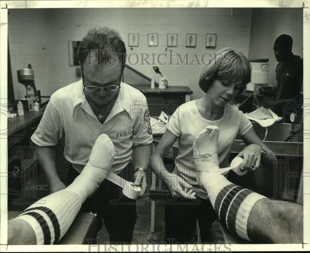 1981 Gordon and Romona Reynolds, Ehret athletic training team - Historic Images