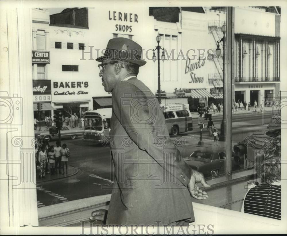 1972 Sgt. John Rapheal. Head of Shoplifting Detail - Historic Images