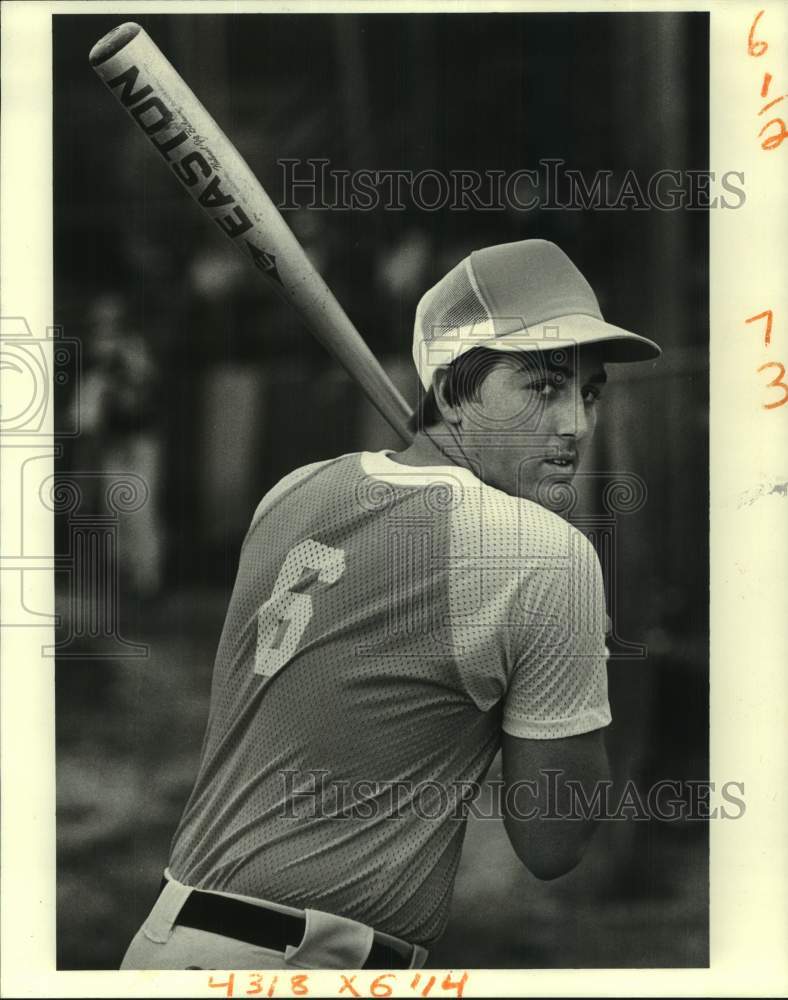 1983 Press Photo Brain Really, Saucer Marine baseball player - noc11175 - Historic Images