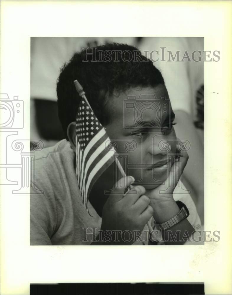 1994 Emmett Brown at Peacekeepers celebration in New Orleans school - Historic Images