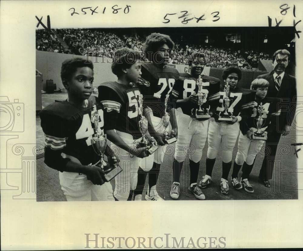 1977 Press Photo Punt, Pass and Kick Winners at New Orleans Superdome - Historic Images