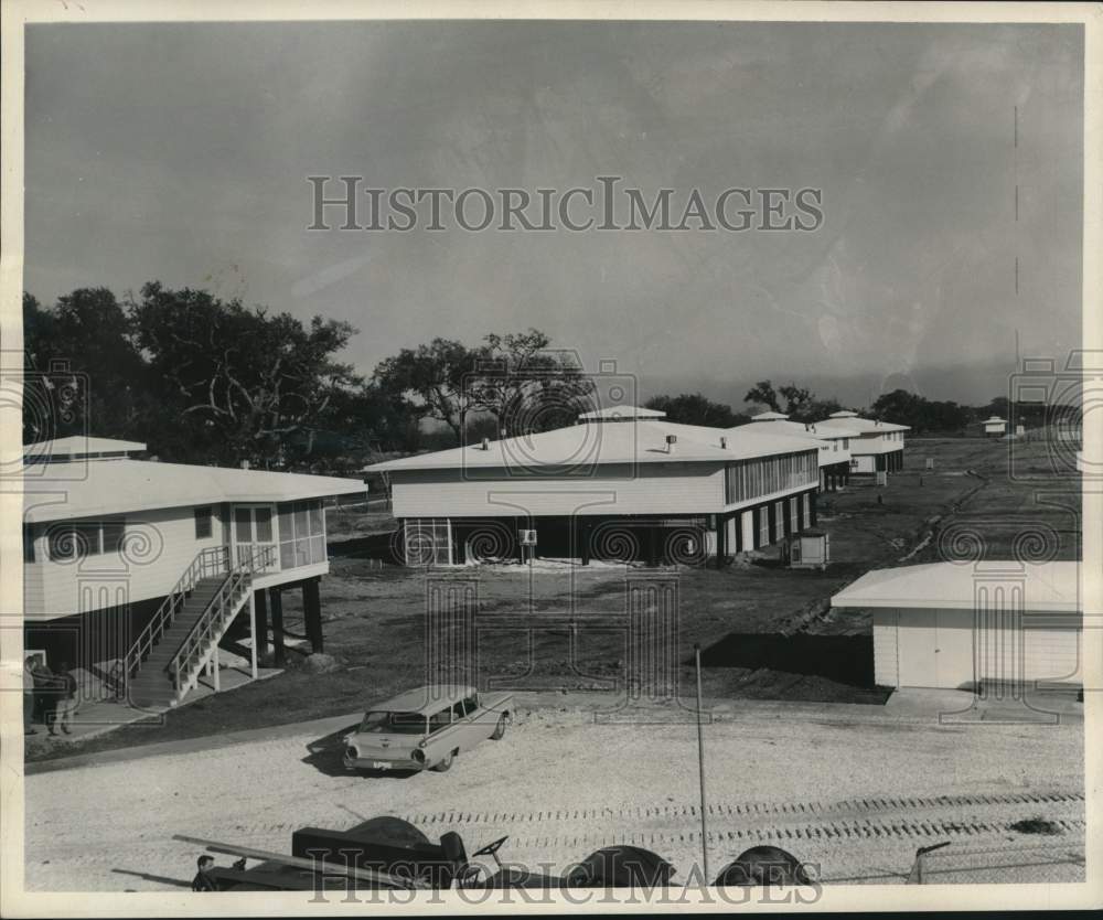 1961 Press Photo Construction of Louisiana Refuge Headquarters Building-Historic Images