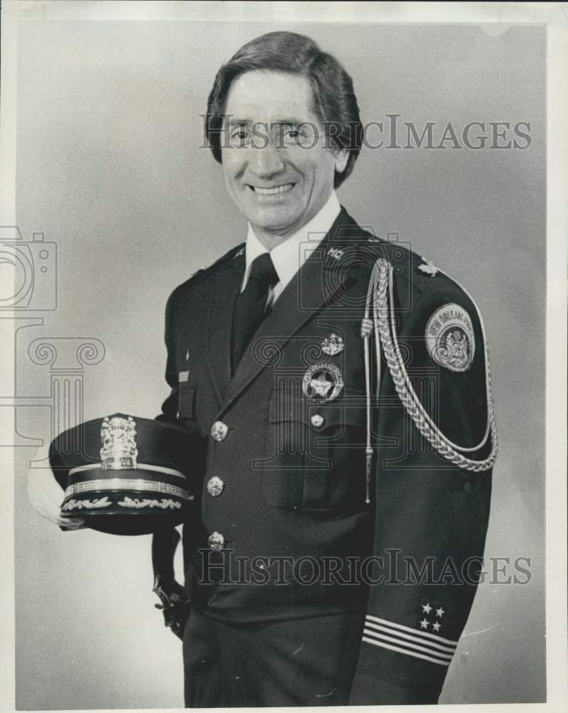 1976 Detective George Auer retires from NOPD with tenure of 39 years - Historic Images