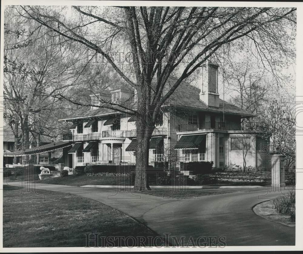 1967 Press Photo General view of Indiana Governor&#39;s House - noc21105-Historic Images