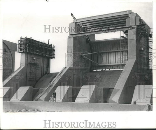 1962 Press Photo Louisiana Spillway Radial Gate at Dam Facility - noc21237-Historic Images