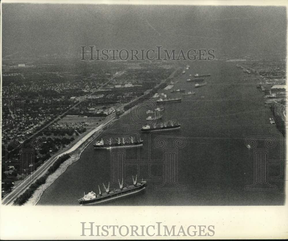 1977 Aerial view of the Port of New Orleans - Historic Images