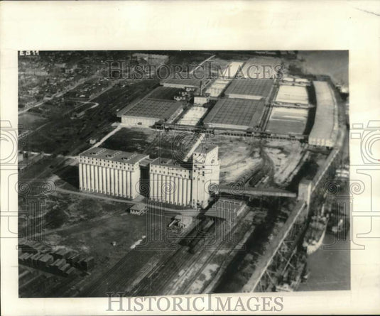1974 Press Photo Grain elevator at the Port of New Orleans - Historic Images
