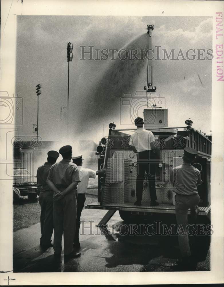 1968 Squirt Water Boom demonstrated for New Orleans Fire Department - Historic Images