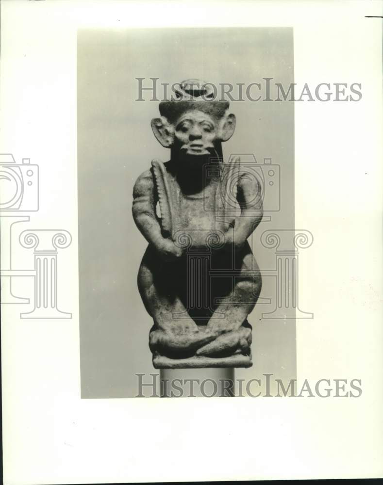 1979 New Orleans Museum of Art Amulet in the Form of a Dwarflike God - Historic Images