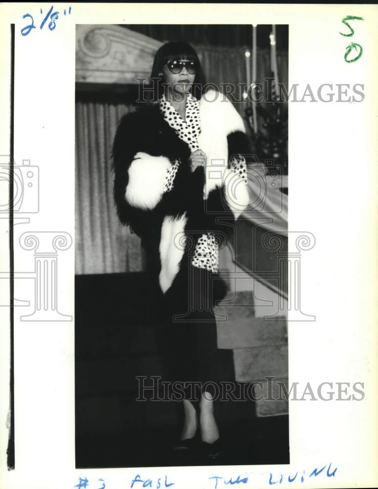 1988 Adrienne Yandau during &quot;Promenade de l&#39; Opera&quot; at the Fairmont - Historic Images