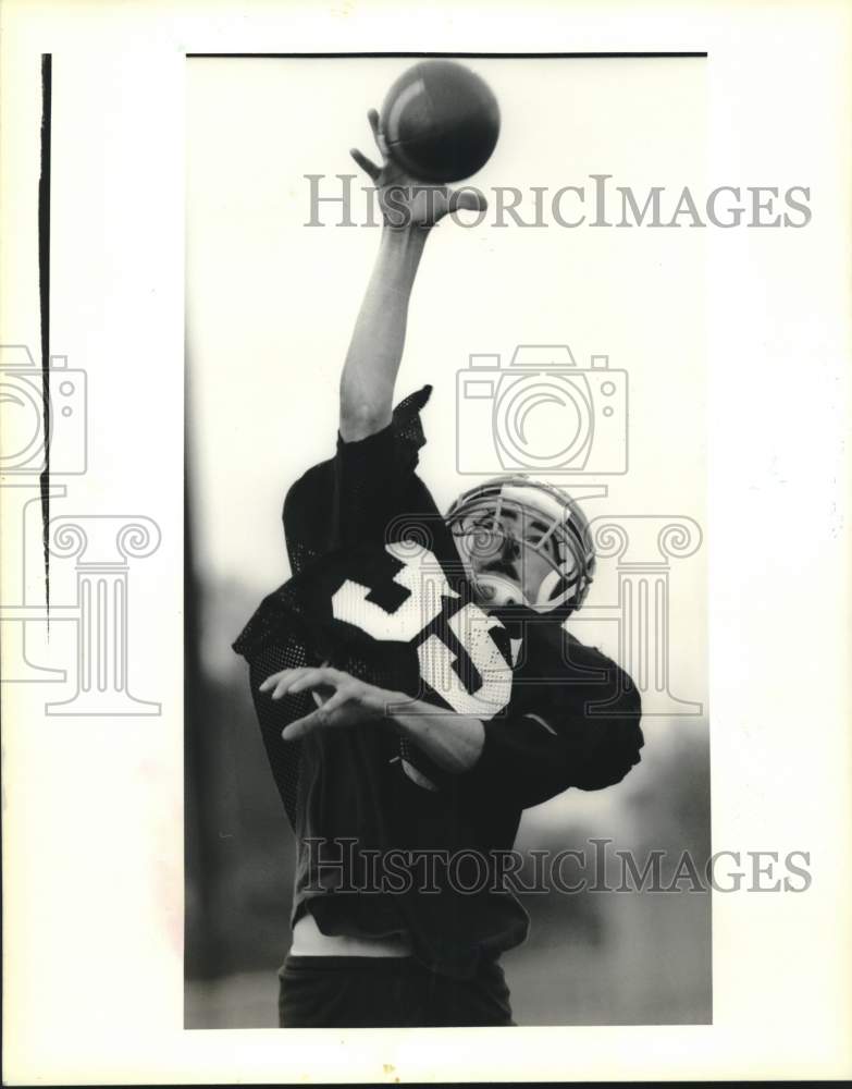 1990 Press Photo Riverside Academy&#39;s Shane St. Pierre at football practice- Historic Images