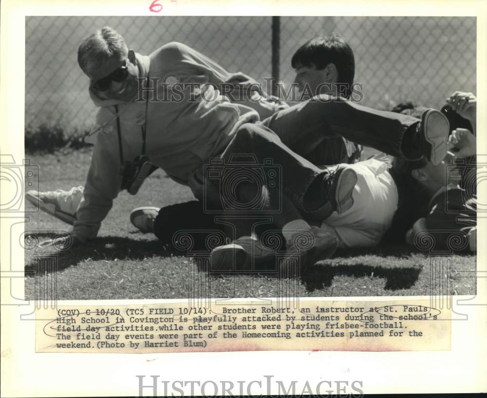 1988 Brother Robert and Students at St. Pauls High School, Covington - Historic Images