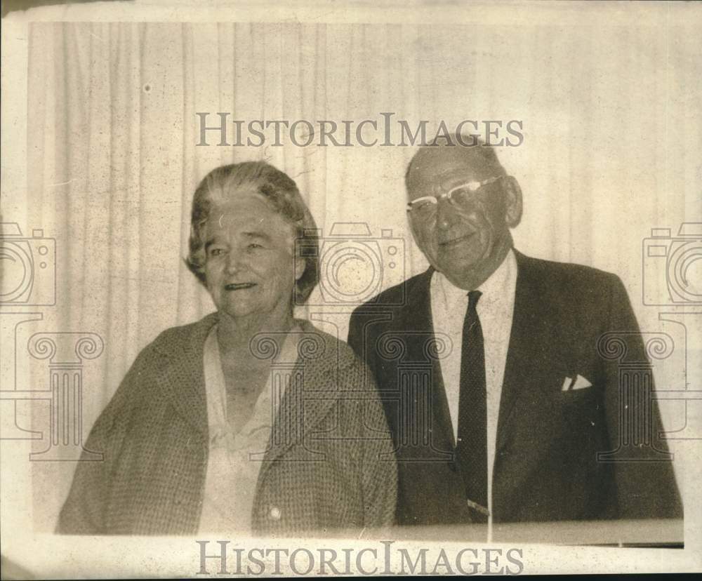 1970 Mr &amp; Mrs Schleg celebrate 50th anniversary in Louisiana - Historic Images