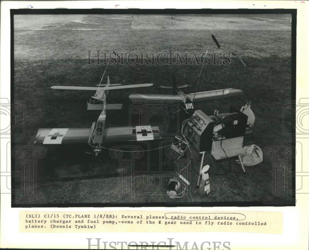 1988 Press Photo Planes with Parts for Radio Control Devices - noc33719 - Historic Images