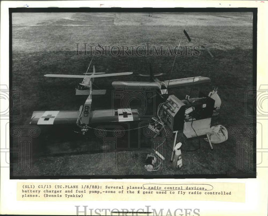 1988 Press Photo Planes with Parts for Radio Control Devices - noc33719 - Historic Images