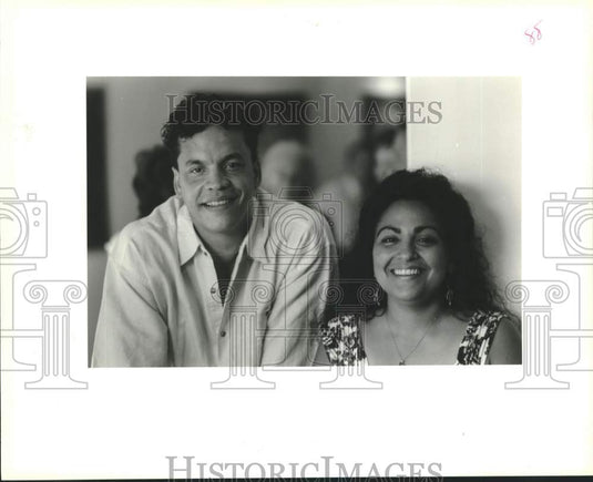 1994 Cynthia Ramirez with fellow Hispanic artist, Hernan Caro - Historic Images
