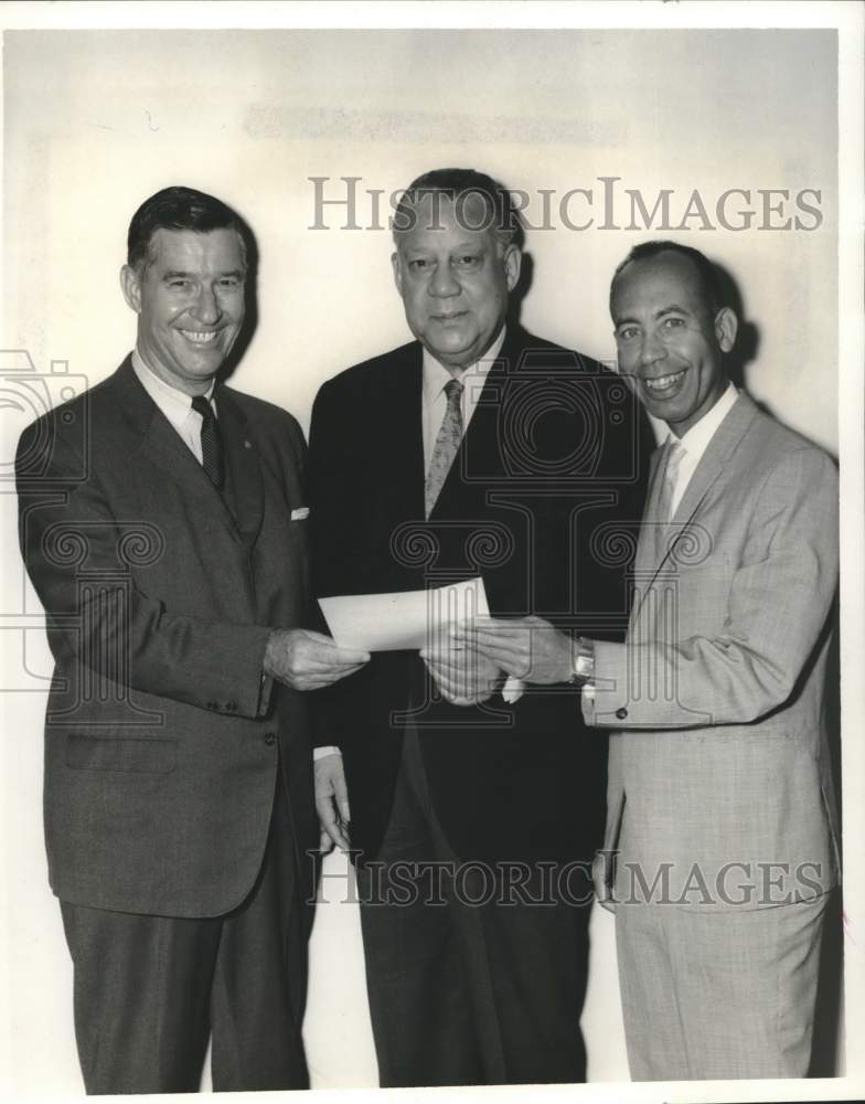 1968 Gulf Oil leaders present Dr. Albert Dent a capital grant - Historic Images