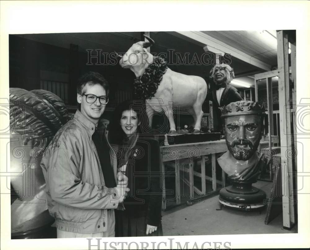 1991 Gordon Linge and Jill Jeskin with Rivertown Mardi &quot;props&quot; - Historic Images