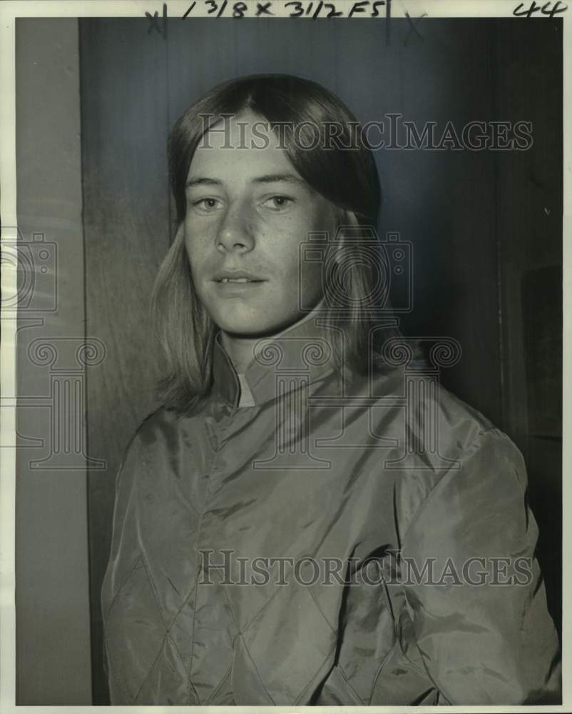 1977 Press Photo Jockey Joey Schwankhart of New Orleans at Fair Grounds - Historic Images