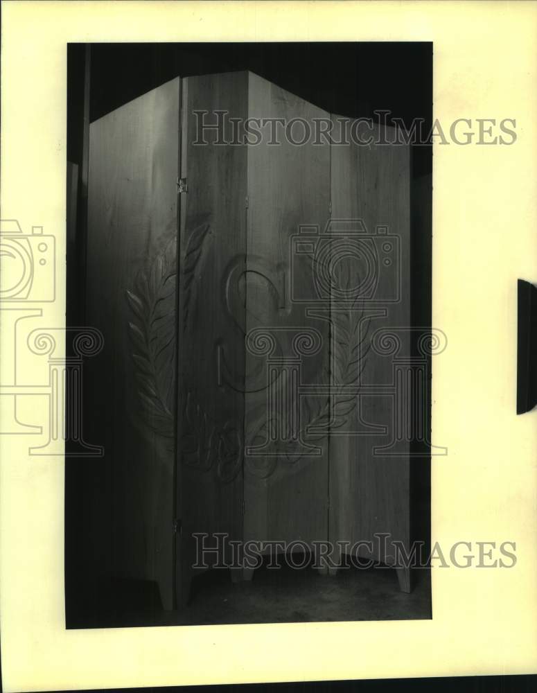 1992 Contemporary carved screen in Christopher Maier&#39;s shop on Julia - Historic Images