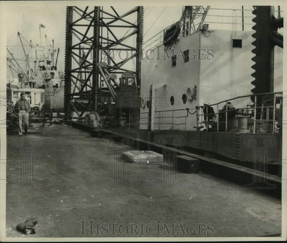 1958 Lone shoe lies on dock of Port of New Orleans-Historic Images