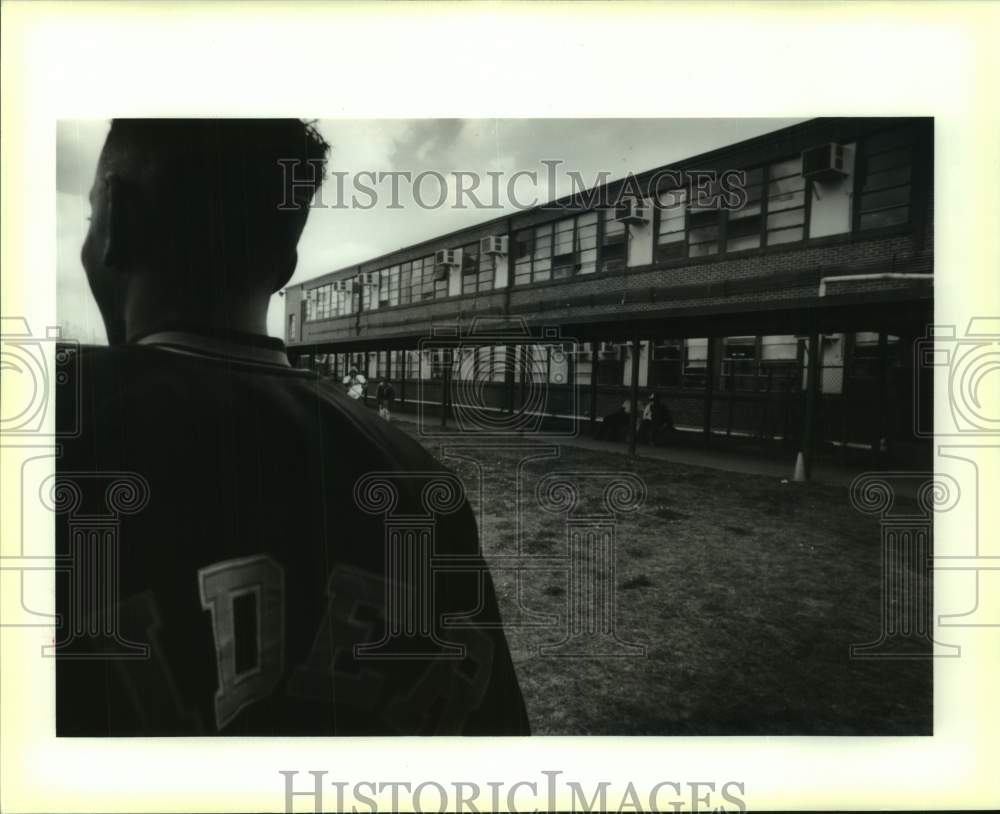 1993 Will Fry on John Martyn High School campus - Historic Images