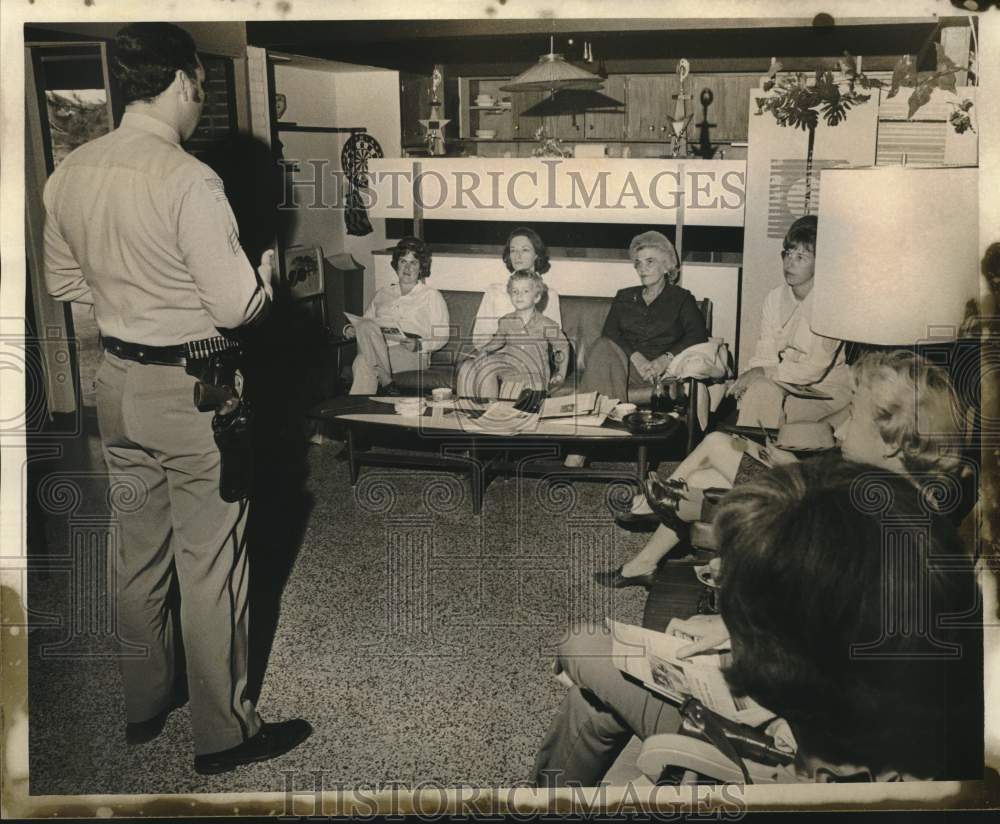 1971 Women Against Crime - Sergeant I.C. Villanueva and Members - Historic Images