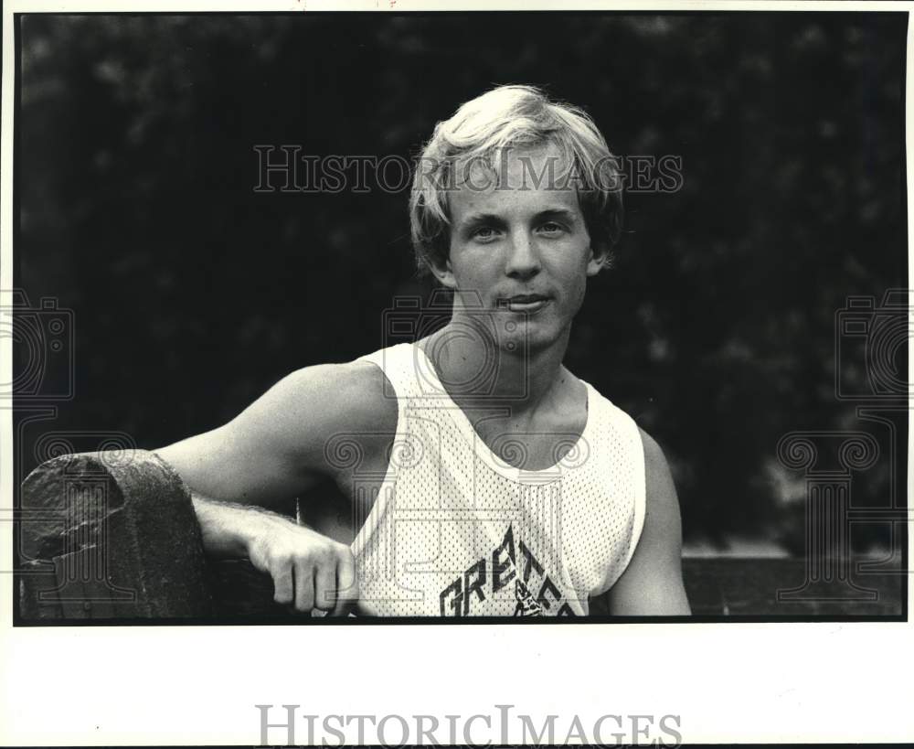 1983 Press Photo Wade Wooten, Newman High runner at Audubon Park at St. Charles - Historic Images