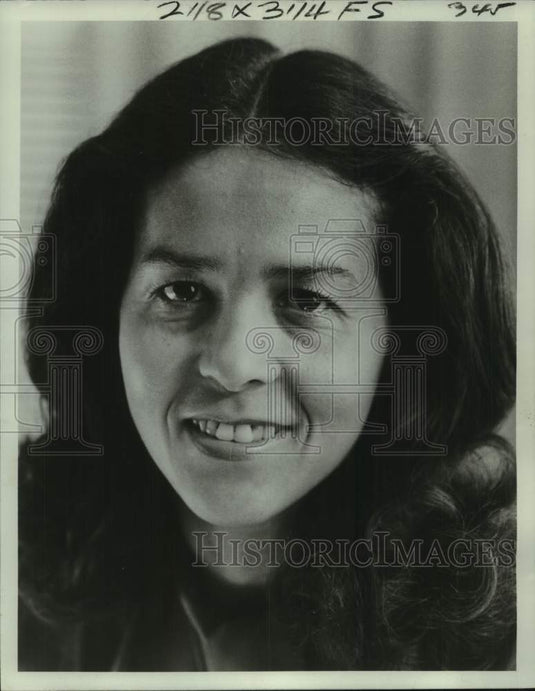 1980 Jean Childs Young speaks at Good Government membership luncheon - Historic Images