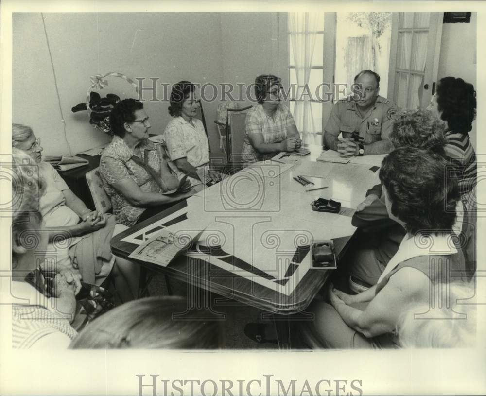 1972 Women Against Crime of New Orleans members - Historic Images