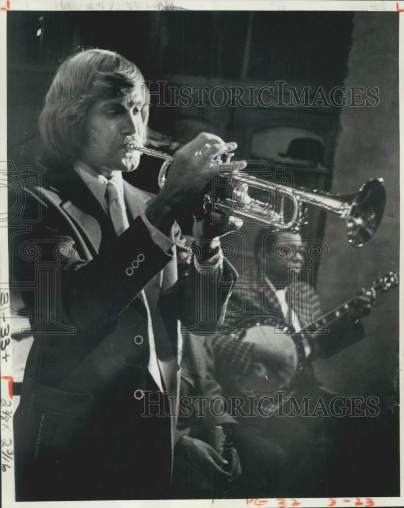 1975 London-bred Clive Wilson plays trumpet with Papa French&#39;s band - Historic Images