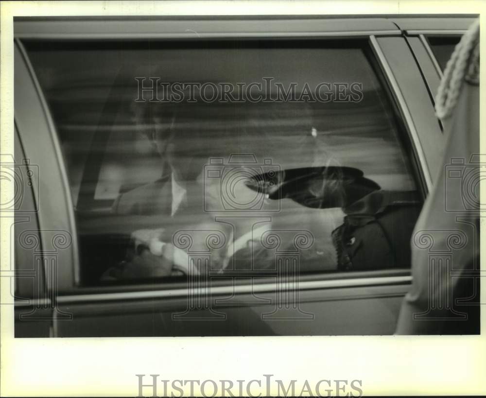 1995 Mary Buras Williams, wife of officer Ronald Williams funeral. - Historic Images