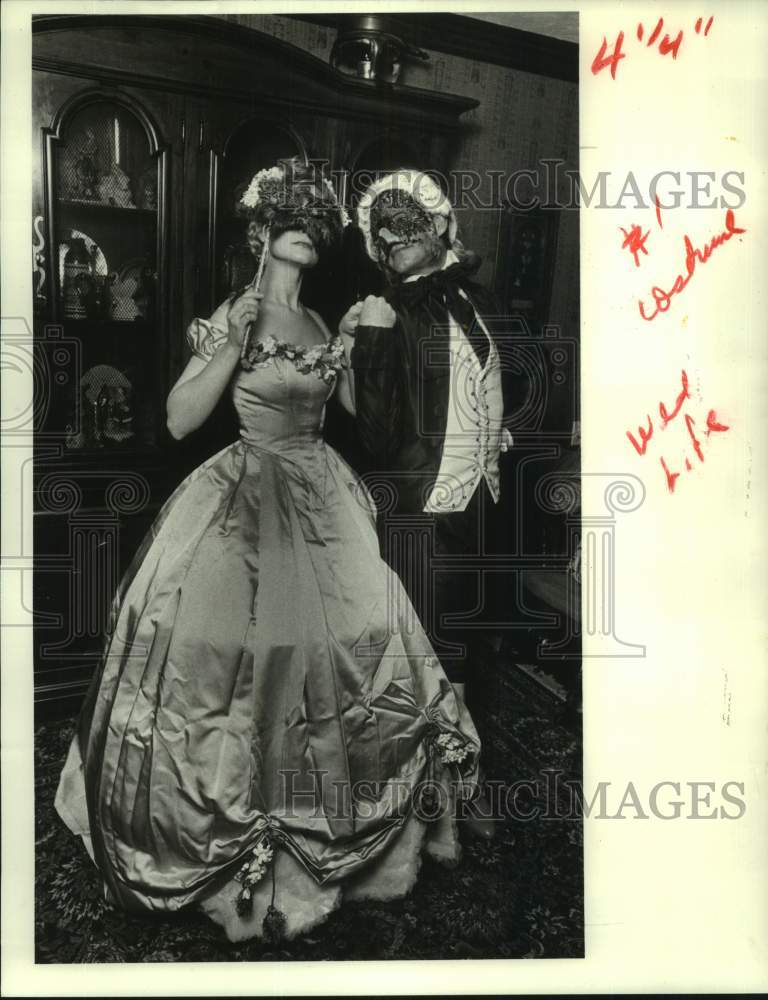 1984 Kathy Wethern &amp; Greg Picolo in Costumes by Mary Ann Williams - Historic Images