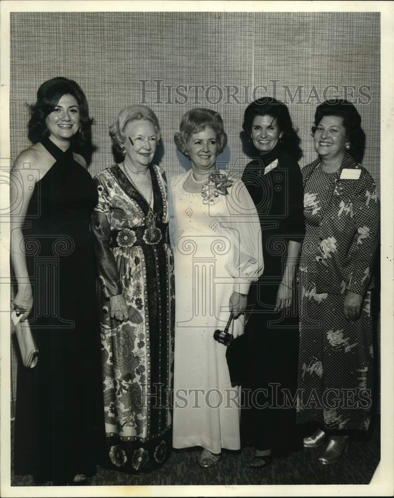 1975 Officers of Women&#39;s Council of the Jefferson Board of Realtors - Historic Images