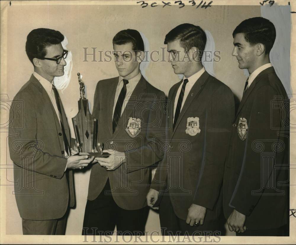 1966 Press Photo Members of the Archbishop Shaw Basketball Squad present trophy - Historic Images