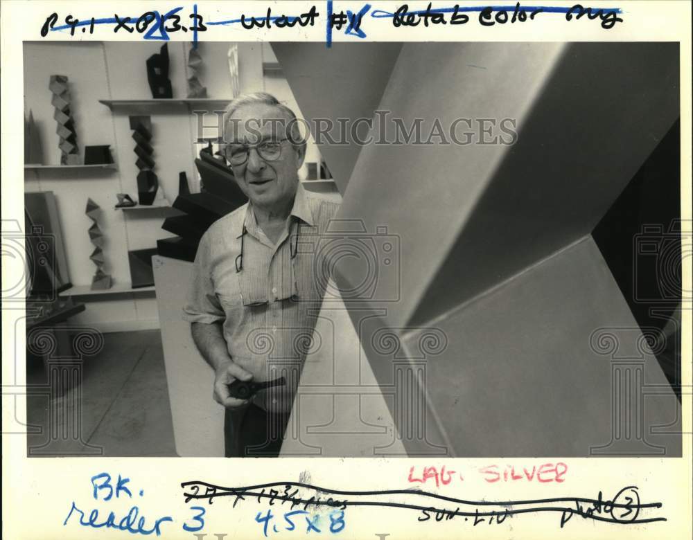 1992 Doctor/Sculptor Arthur J. Silverman in his studio - Historic Images