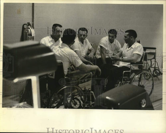 1961 Press Photo "Wheelers" take a breather after bowling - noc59025- Historic Images