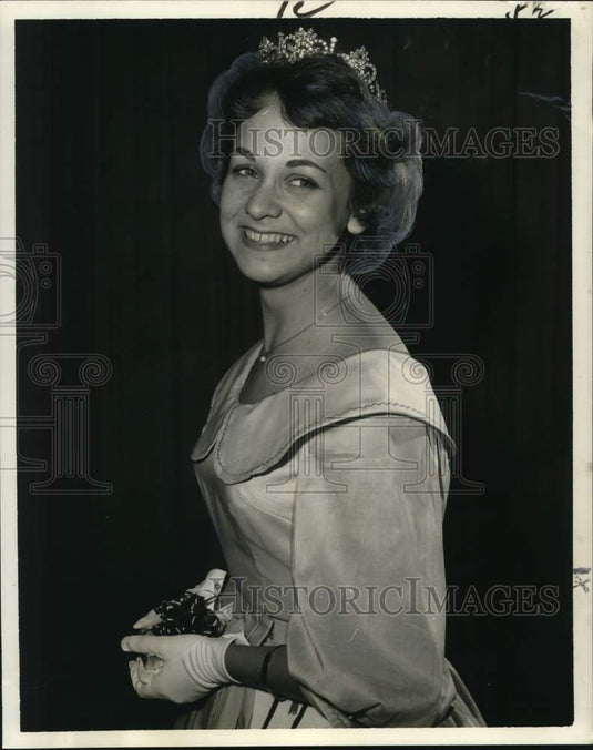 1961 Jolly Siegel, named "Miss Opelousas High School" - Historic Images